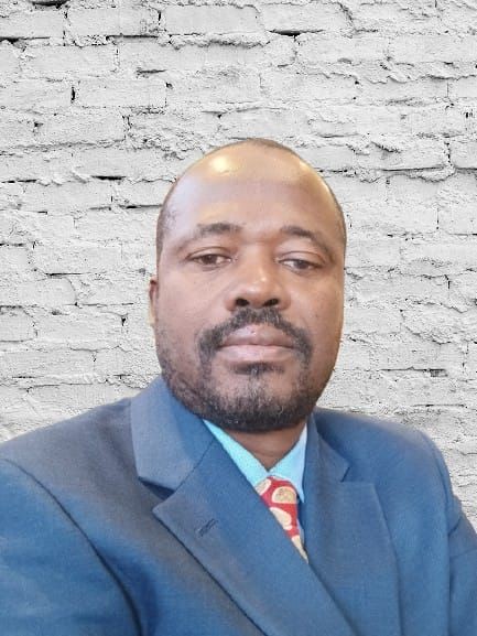 Rev.Dr Estervinson JEAN LOUIS, Prof de sociologie et de methodologie